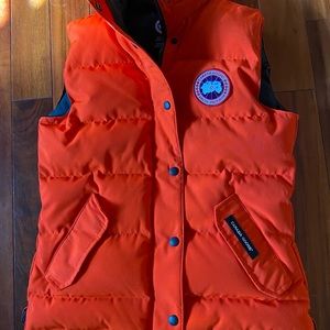 SOLD Canada Goose Women’s Vest